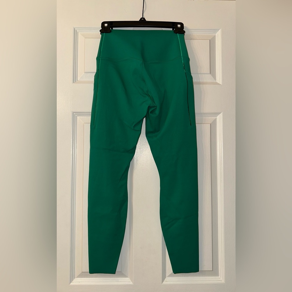 Nike Universa Green High-Waisted Leggings